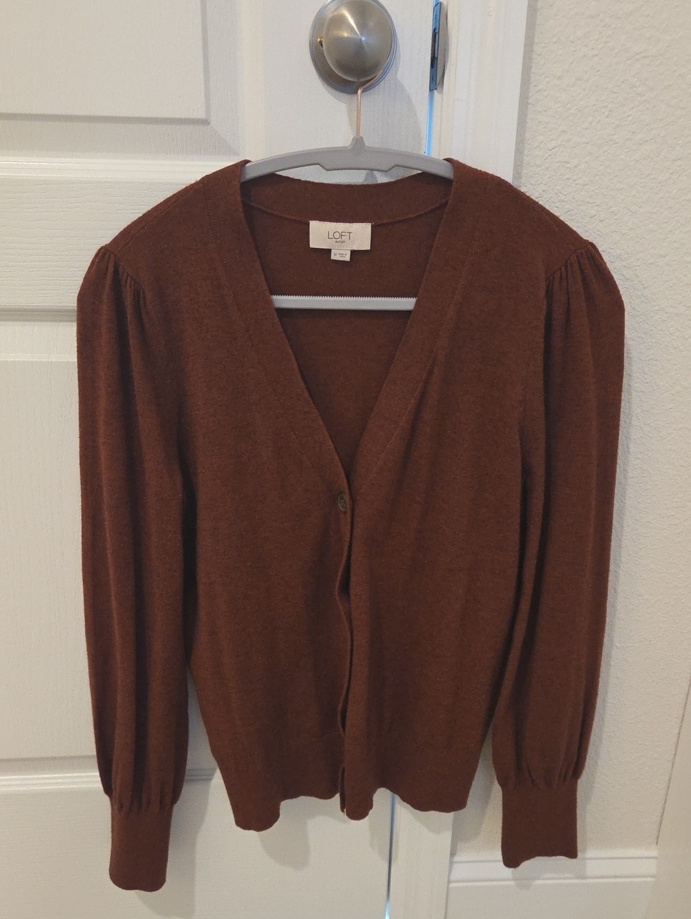 LOFT Outlet Brown V-Neck Button Front Puff Shoulder Cardigan